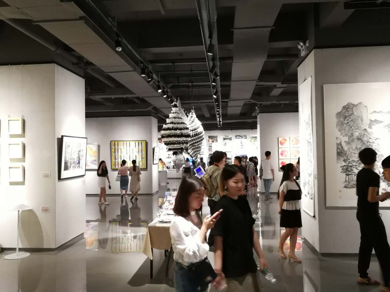 1495796873105741.jpg 1495796873105741.jpg